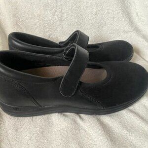 NWOB Drew Black Leather Mary Jane Orthopedic Shoes size 6.5